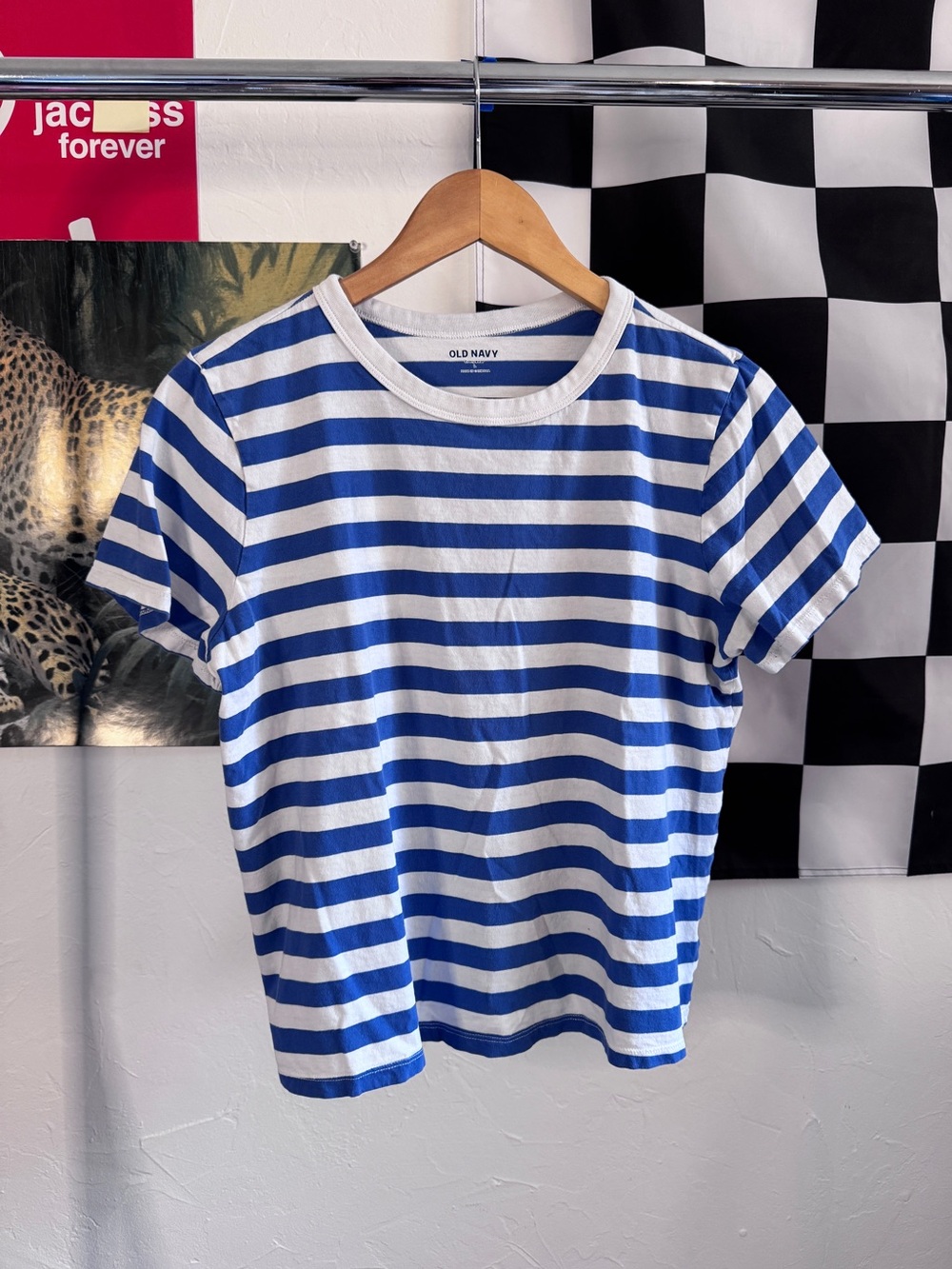 Old Navy white and blue horizontal striped Everywear tee